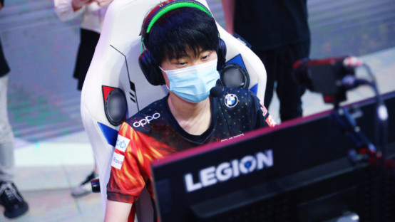 更是中国足 更是中国足